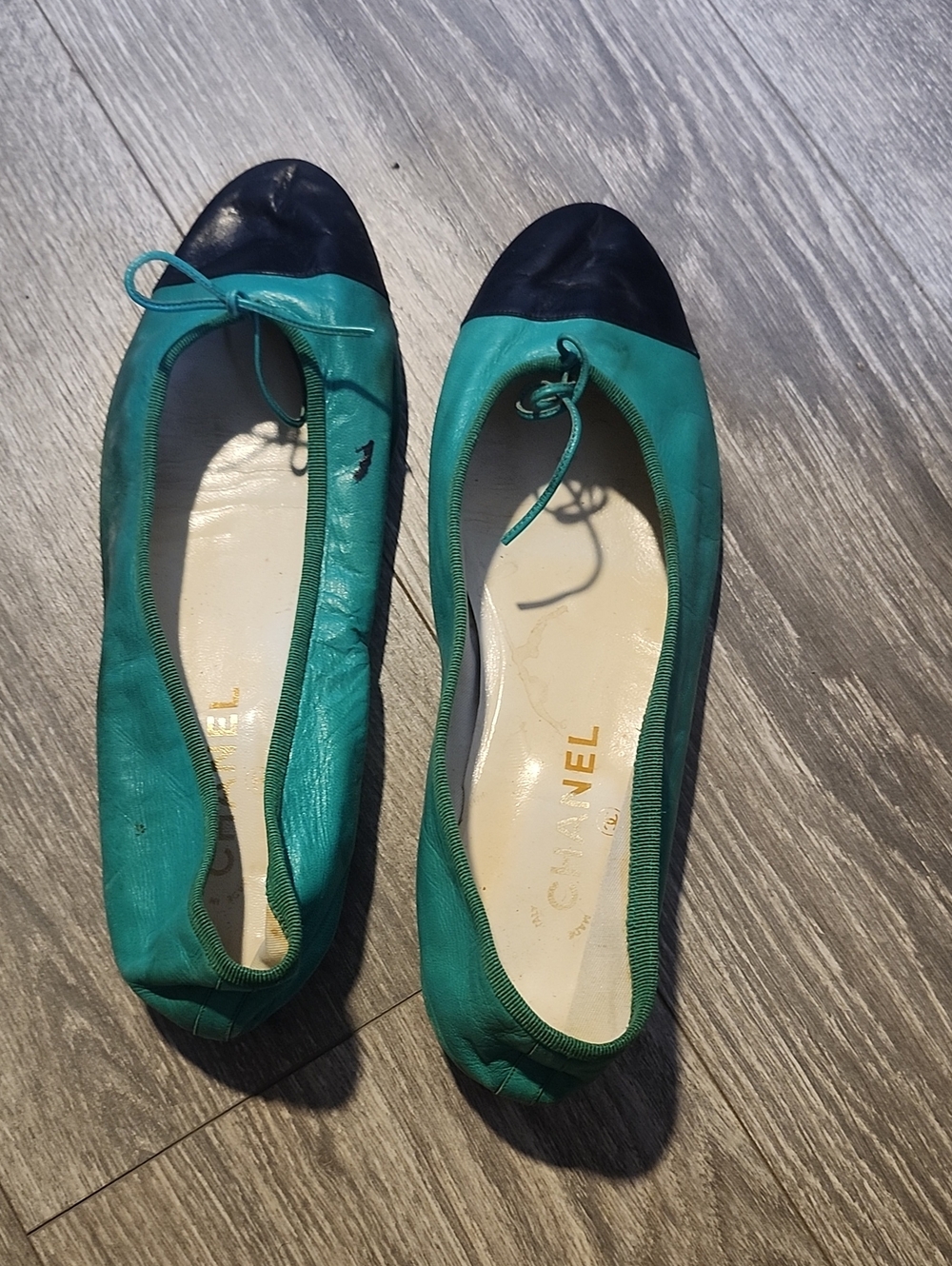 CHANEL Teal with Black Cap Toe Leather Ballet Flats